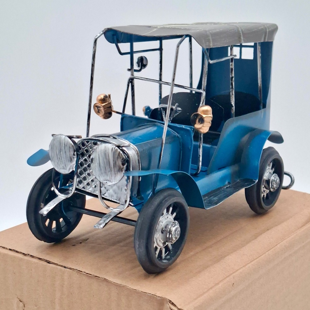 Vintage Style Handmade Metal Antique Car Decor Sculpture Blue 7.5"